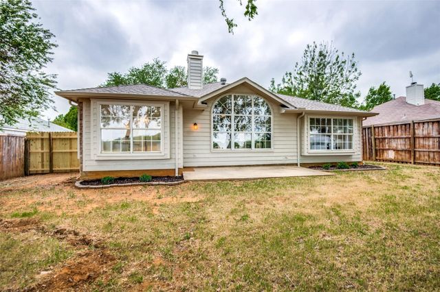 759 Winding Oak Bend, Lake Dallas, TX 75065