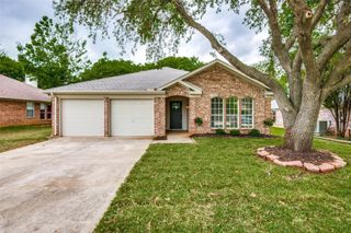 759 Winding Oak Bend, Lake Dallas, TX 75065