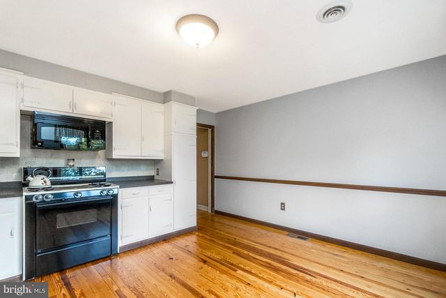 2331 S FILBERT ST, Allentown, PA 18103