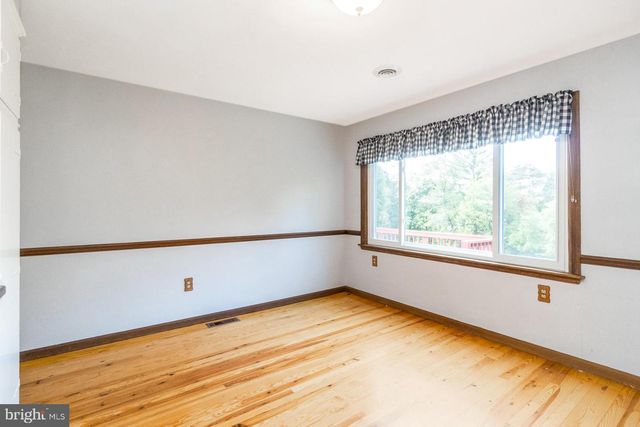 2331 S FILBERT ST, Allentown, PA 18103