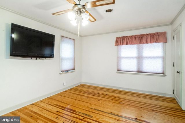 2331 S FILBERT ST, Allentown, PA 18103