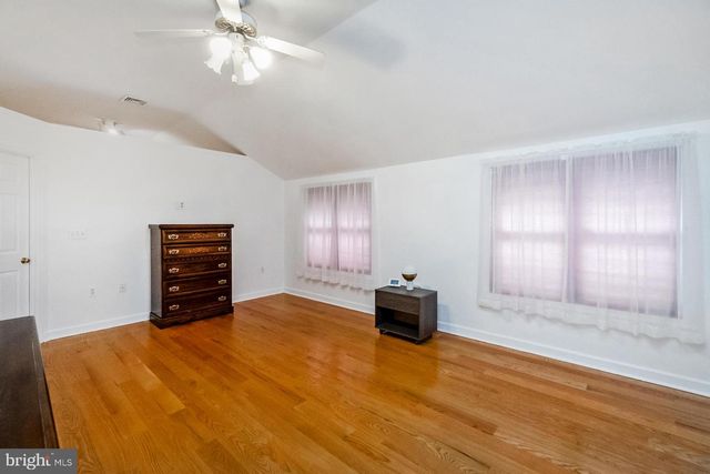 2331 S FILBERT ST, Allentown, PA 18103