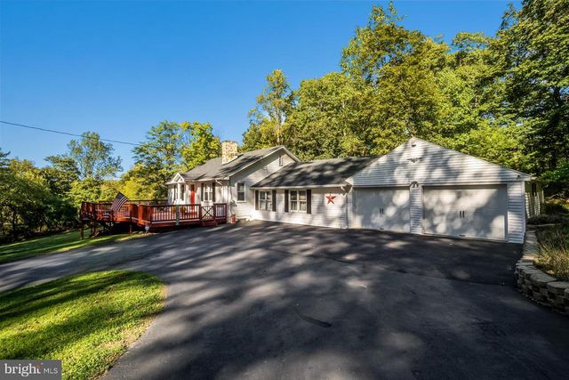 2331 S FILBERT ST, Allentown, PA 18103