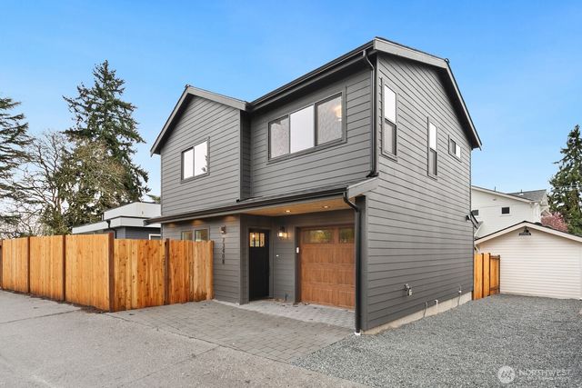 7340 B 40th Avenue NE, Seattle, WA 98115