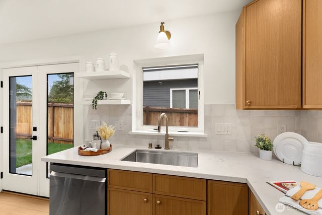 7340 B 40th Avenue NE, Seattle, WA 98115