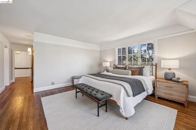 4201 Lakeshore Ave, Oakland, CA 94610