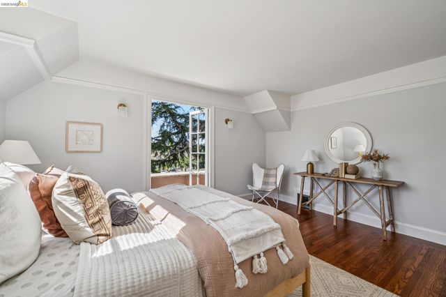 4201 Lakeshore Ave, Oakland, CA 94610