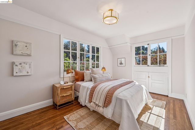 4201 Lakeshore Ave, Oakland, CA 94610