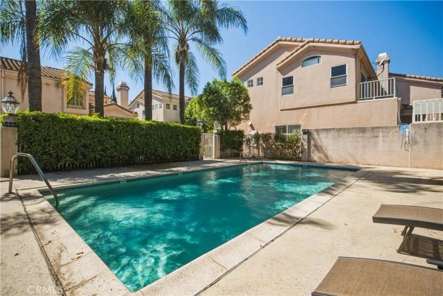 10002 Reseda Boulevard, Northridge, CA 91324