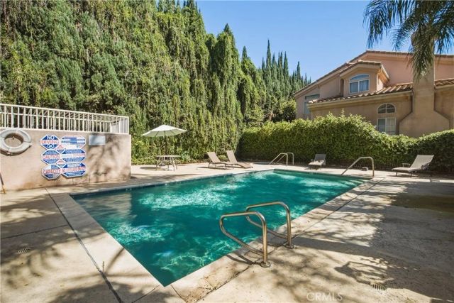 10002 Reseda Boulevard, Northridge, CA 91324