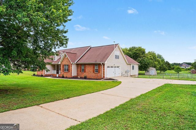 407 Trestle Road, Locust Grove, GA 30248