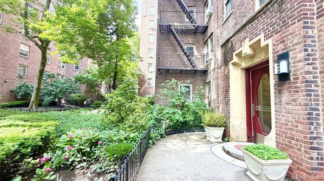 48-42 44th Street 6G, Woodside, NY 11377