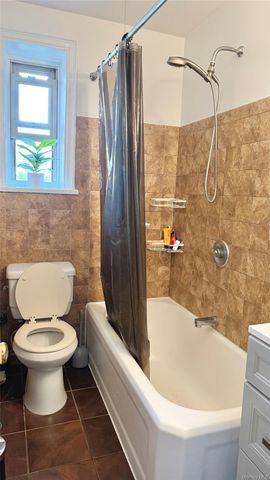 48-42 44th Street 6G, Woodside, NY 11377
