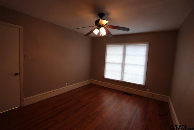 812 S Palmer, Tyler, TX 75701