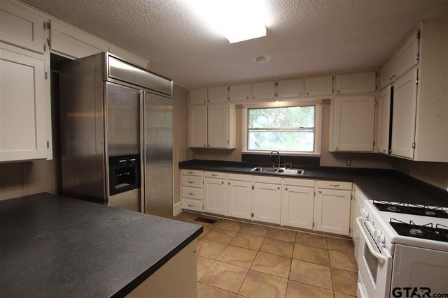812 S Palmer, Tyler, TX 75701