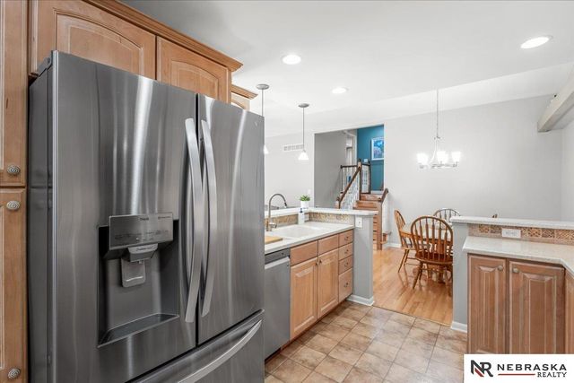 5330 Thies Cove Drive, Lincoln, NE 68516