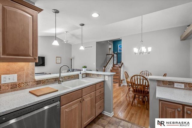 5330 Thies Cove Drive, Lincoln, NE 68516