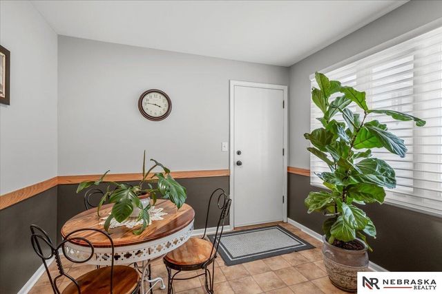 5330 Thies Cove Drive, Lincoln, NE 68516