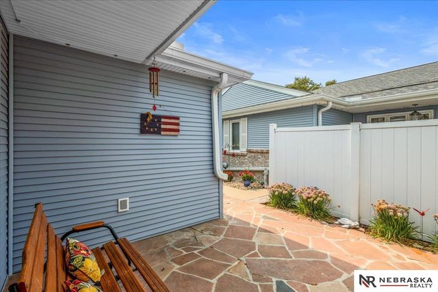 5330 Thies Cove Drive, Lincoln, NE 68516