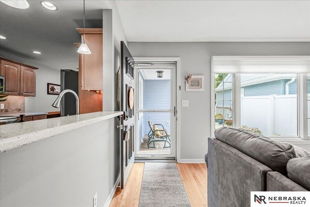 5330 Thies Cove Drive, Lincoln, NE 68516