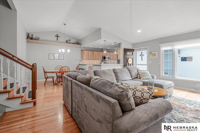 5330 Thies Cove Drive, Lincoln, NE 68516