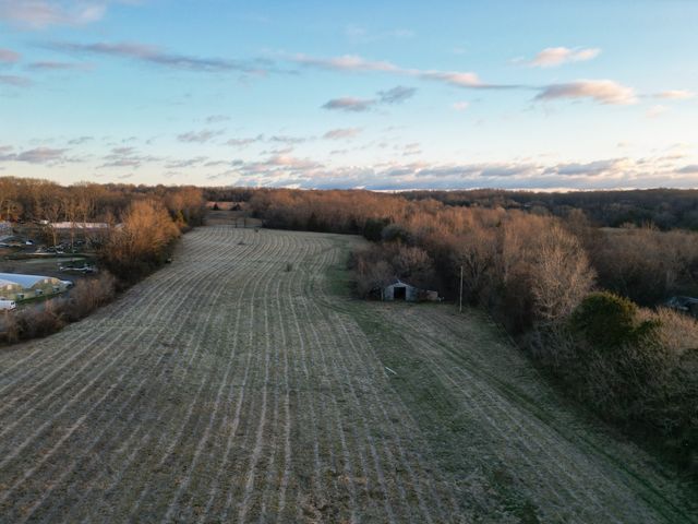 8422 Shelbyville Hwy, Eagleville, TN 37060