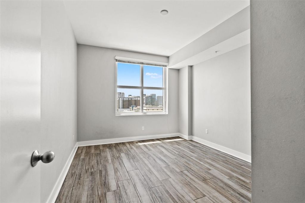 Image 18 of property listing at 1208 E KENNEDY BOULEVARD 1109, Tampa, FL 33602