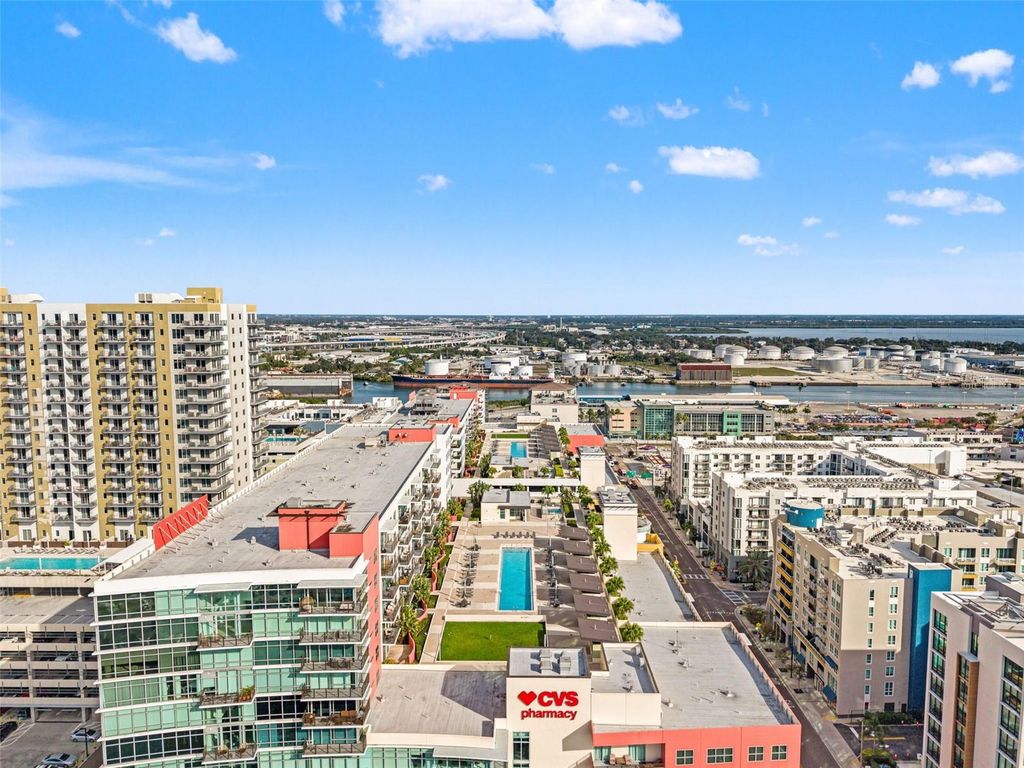 Image 45 of property listing at 1208 E KENNEDY BOULEVARD 1109, Tampa, FL 33602