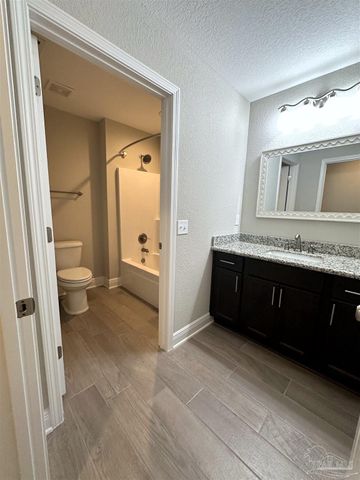 3050 Palm St, Gulf Breeze, FL 32563