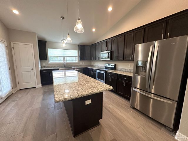 3050 Palm St, Gulf Breeze, FL 32563