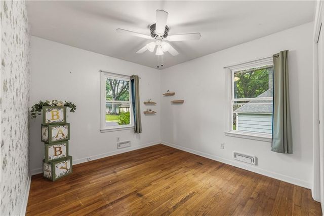5519 W 101st Street, Overland Park, KS 66207