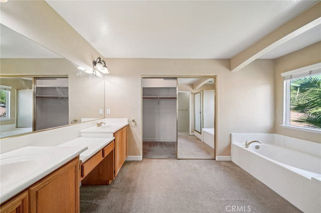 37718 Sedona Circle, Murrieta, CA 92563