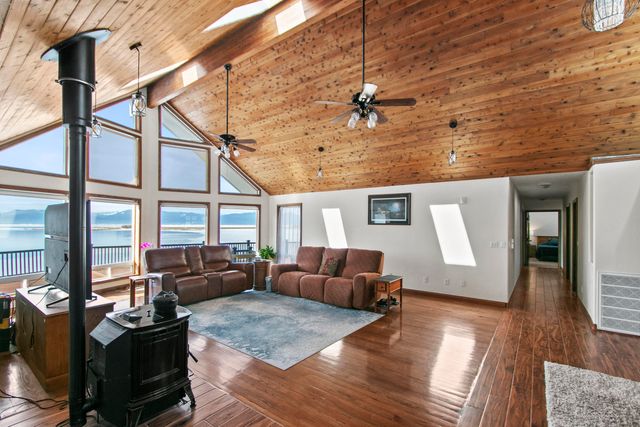 38038 Modoc Point Road, Chiloquin, OR 97624