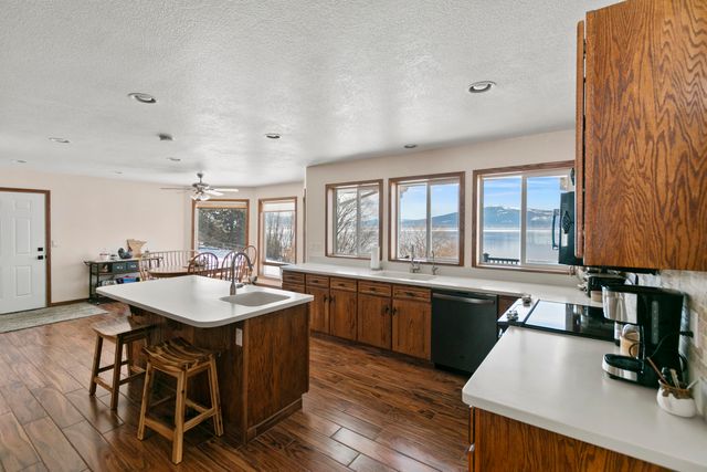 38038 Modoc Point Road, Chiloquin, OR 97624