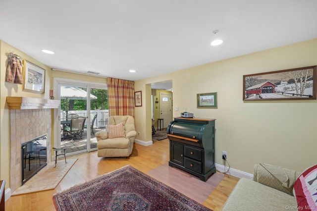 360 Birchwood Road, Medford, NY 11763