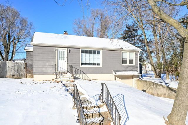 8920 359th AVENUE, Twin Lakes, WI 53181