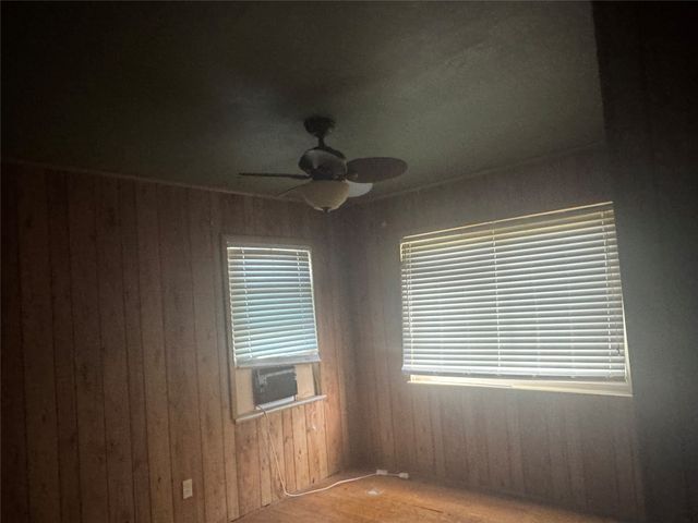 241 Casalita Drive, Garland, TX 75040