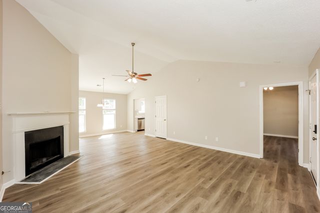 374 Eagles Crossing Circle, Riverdale, GA 30274