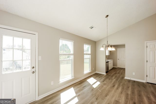 374 Eagles Crossing Circle, Riverdale, GA 30274