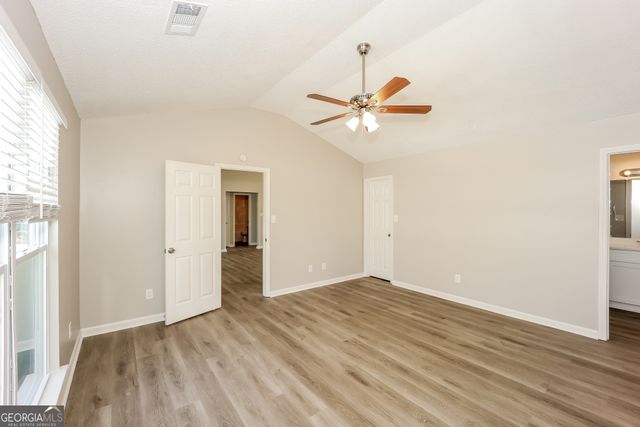 374 Eagles Crossing Circle, Riverdale, GA 30274