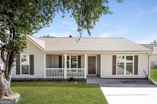 374 Eagles Crossing Circle, Riverdale, GA 30274