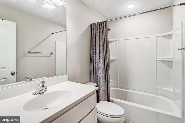 5620 FINLEY ROSE CT, Fredericksburg, VA 22407