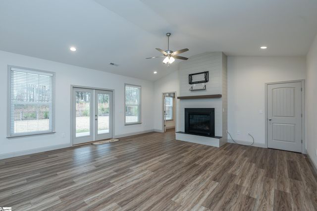 313 Groce Meadow Road, Taylors, SC 29687