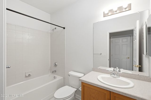 313 Mill Pond Way, Eatontown, NJ 07724