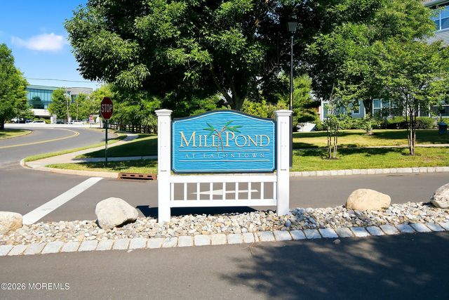 313 Mill Pond Way, Eatontown, NJ 07724