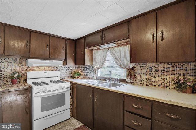 70 MULLEN RD, Birdsboro, PA 19508