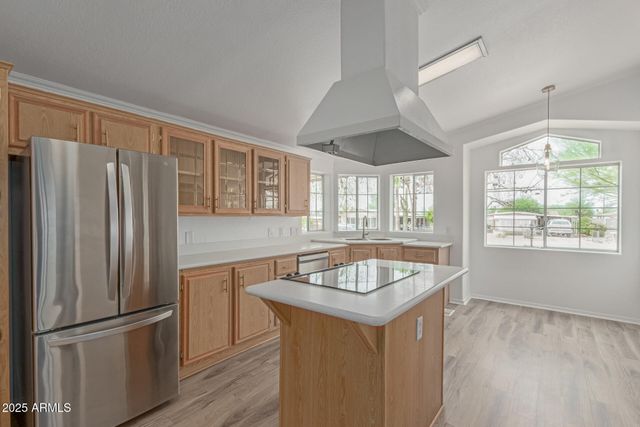 2311 S DESCANSO Road, Apache Junction, AZ 85119