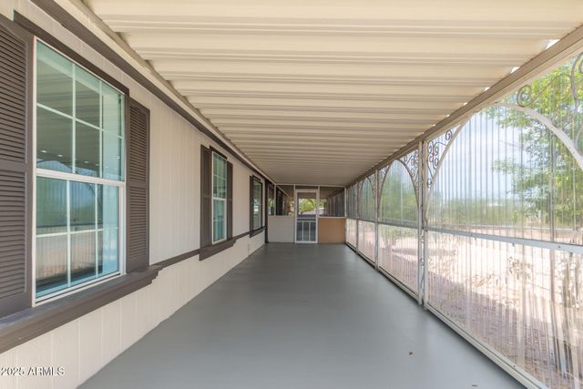 2311 S DESCANSO Road, Apache Junction, AZ 85119