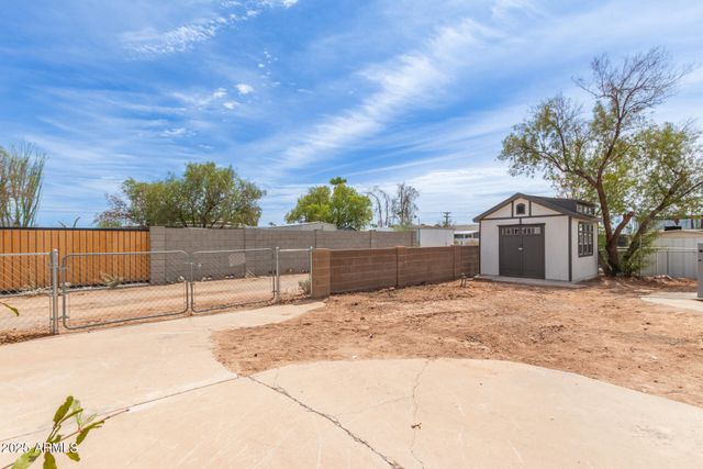 2311 S DESCANSO Road, Apache Junction, AZ 85119
