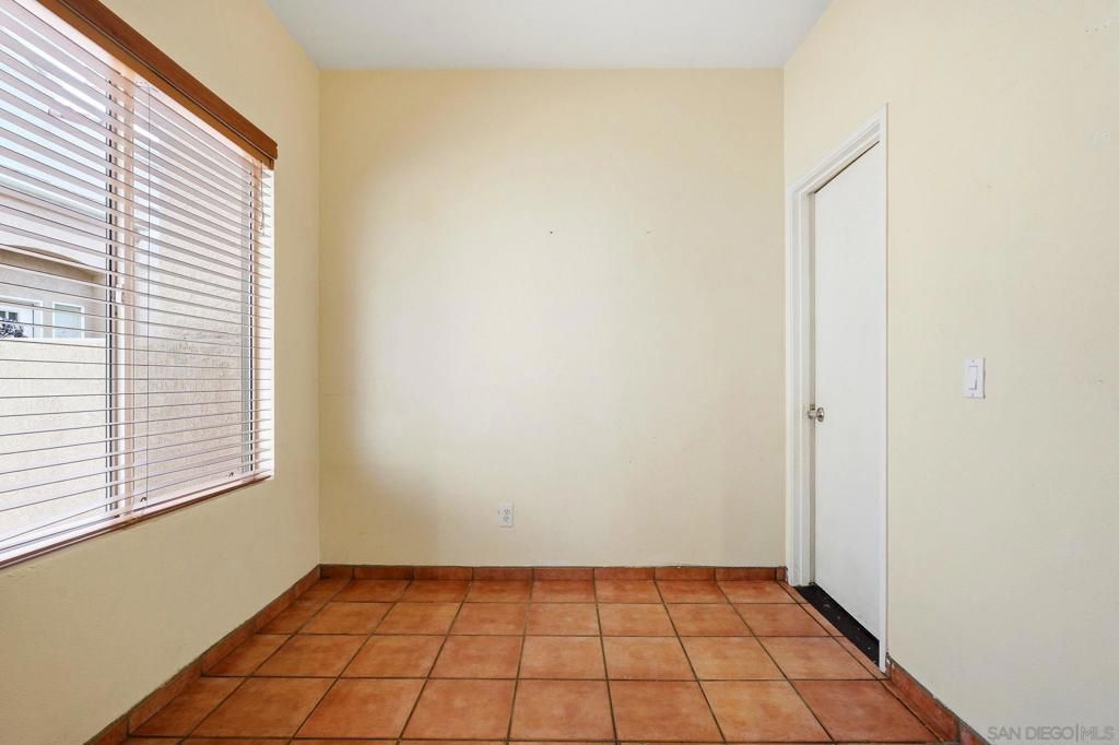 Image 4 of property listing at 465 Belle Vista Dr 173, Chula Vista, CA 91910
